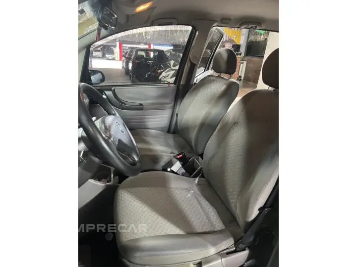 ZAFIRA 2.0 MPFI EXPRESSION 8V FLEX 4P AUTOMÁTICO
