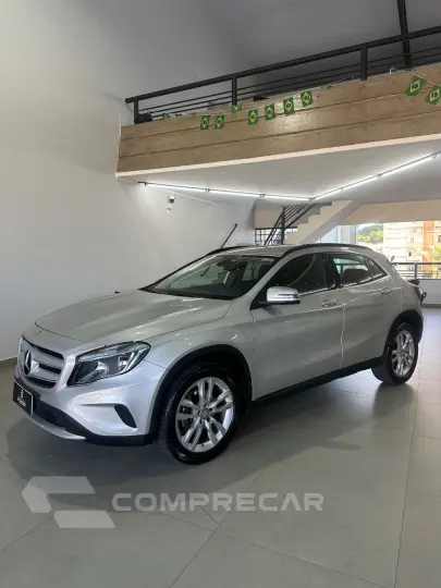 GLA 200 Style 1.6 TB 16V/Flex Aut.