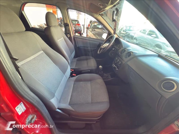 CELTA 1.0 MPFI LT 8V