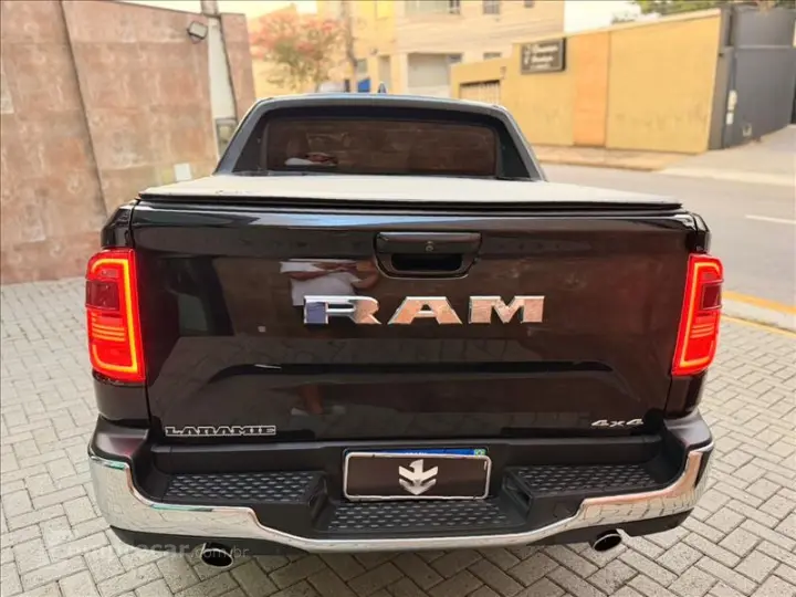 RAMPAGE 2.0 Hurricane 4 Turbo Laramie 4X4