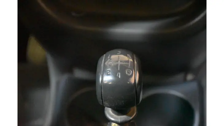 UNO - 1.0 EVO VIVACE 8V 2P MANUAL