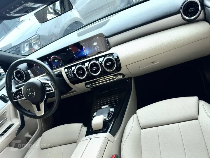 A 200 1.3 CGI GASOLINA ADVANCE SEDAN 7G-DCT