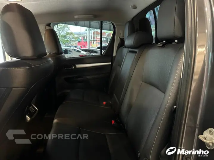 HILUX 2.8 D-4D TURBO DIESEL CD SRX 4X4 AUTOMÁTICO