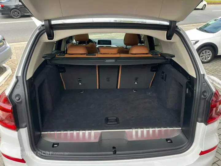 X3 XDRIVE 30e Turbo Aut. (Híbrido)