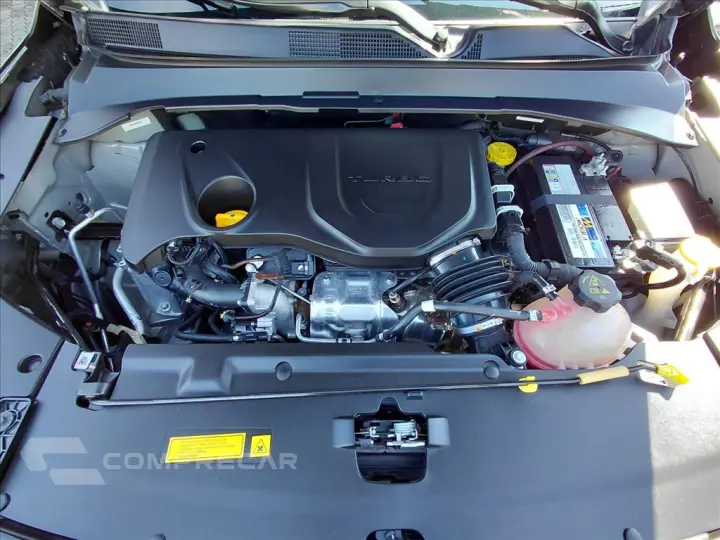COMMANDER 1.3 T270 TURBO FLEX LIMITED AT6