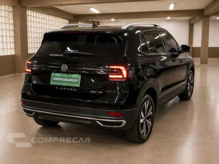 T-CROSS 1.0 200 TSI TOTAL FLEX AUTOMÁTICO