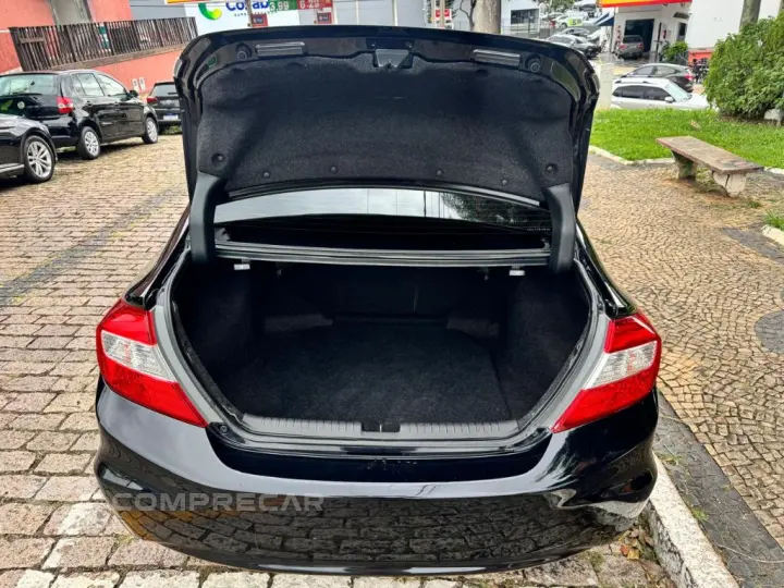 Civic Sedan LXR 2.0 Flexone 16V Aut. 4p