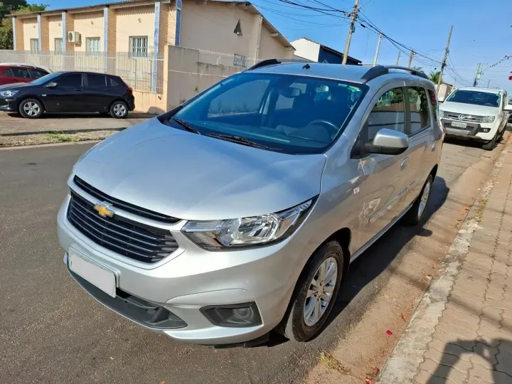 Spin 1.8 Lt 8V Flex 4P Automático