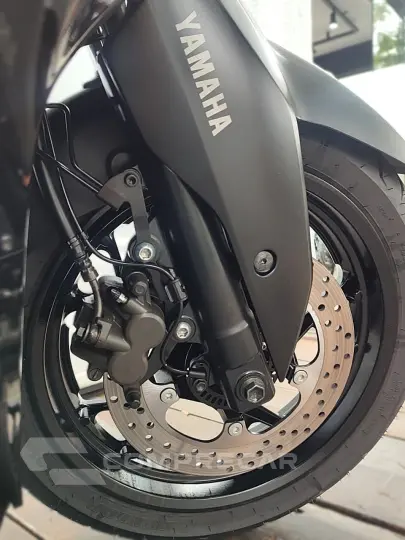 YAMAHA XMAX 250 CONNECTED ABS