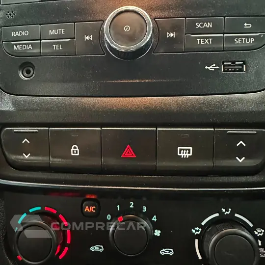 Kwid KWID Zen 1.0 Flex 12V 5p Mec.