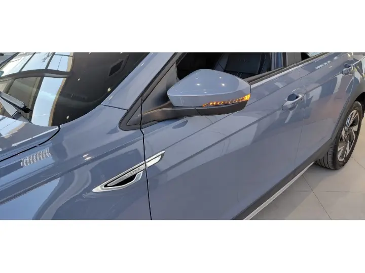 NIVUS 1.0 200 TSI TOTAL FLEX HIGHLINE AUTOMÁTICO