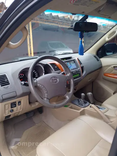 HILUX SW4 3.0 SRV 4X4 7 Lugares 16V Turbo Intercooler