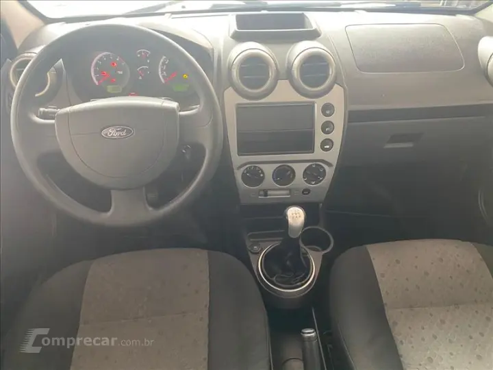 FIESTA 1.6 MPI Hatch 8V