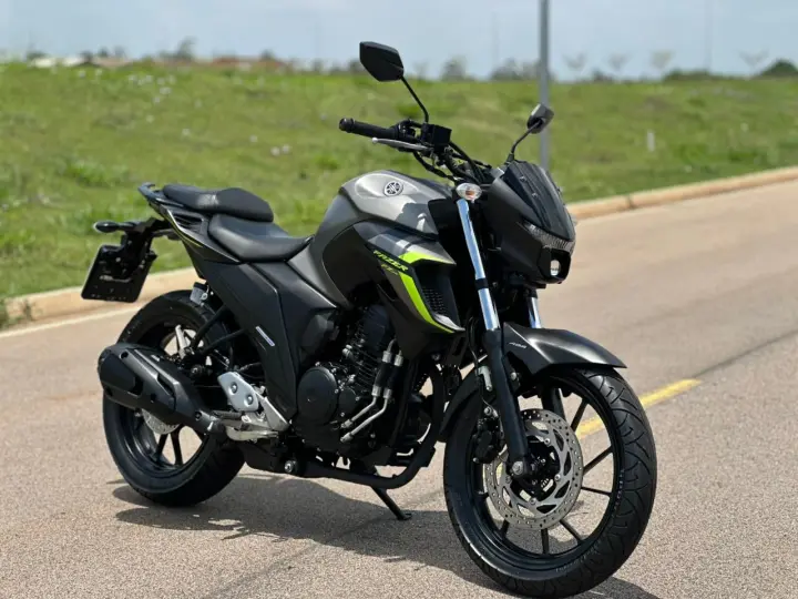 FZ25 FAZER