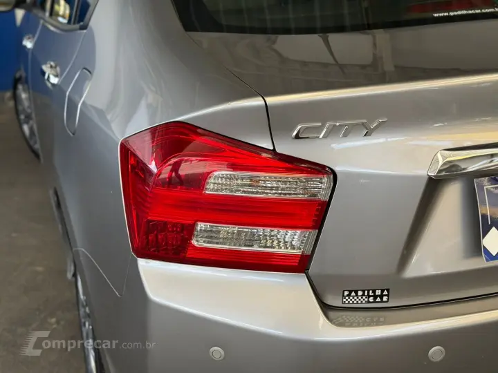 CITY Sedan EX 1.5 Flex 16V 4p Aut.