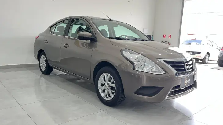 VERSA SV 1.6 16V FlexStart 4p Mec.
