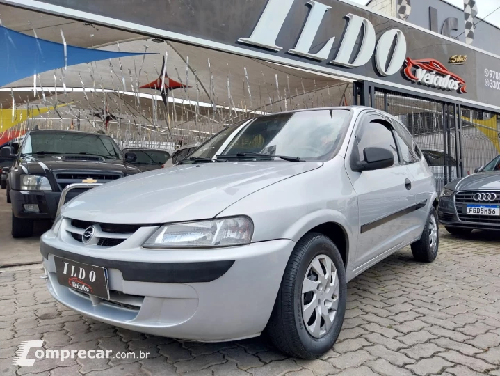 CELTA 1.0 MPFI Life 8V