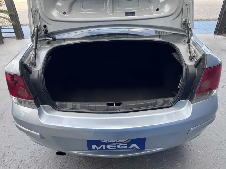 VECTRA 2.0 MPFI ELEGANCE 8V FLEX 4P AUTOMÁTICO