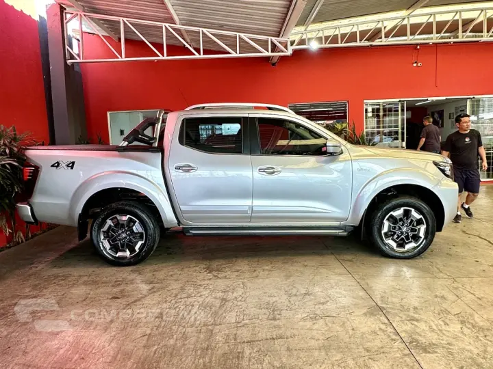FRONTIER 2.3 16V TURBO DIESEL PLATINUM CD 4X4 AUTOMÁTICO