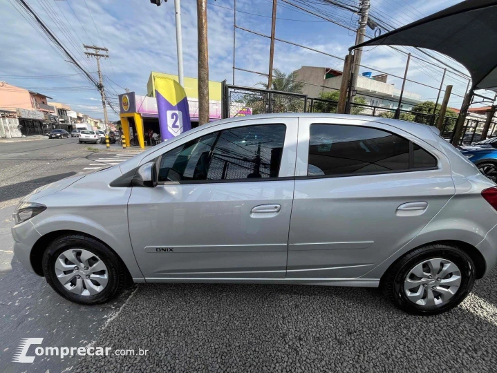 ONIX 1.0 MPFI LT 8V FLEX 4P MANUAL