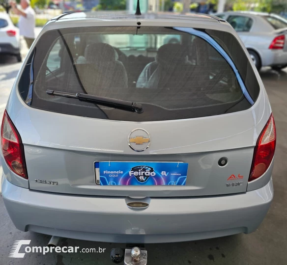 CELTA 1.0 MPFI Life 8V