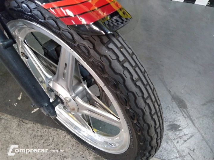 CB400
