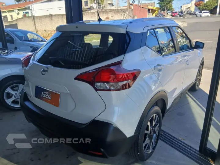 KICKS S 1.6 16V FlexStar 5p Mec.