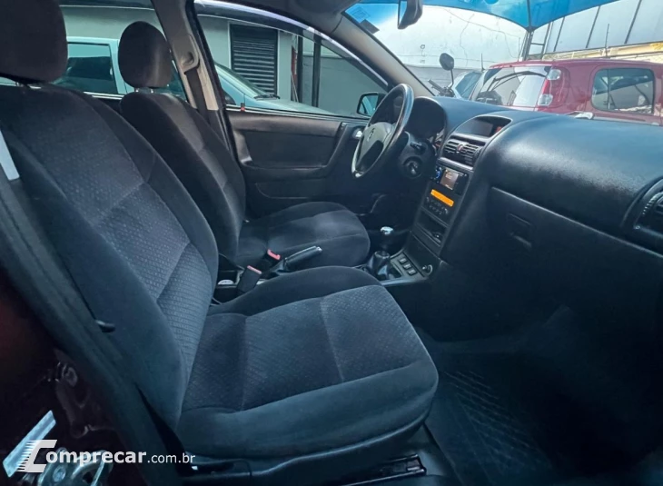 ASTRA 2.0 MPFI Advantage 8V