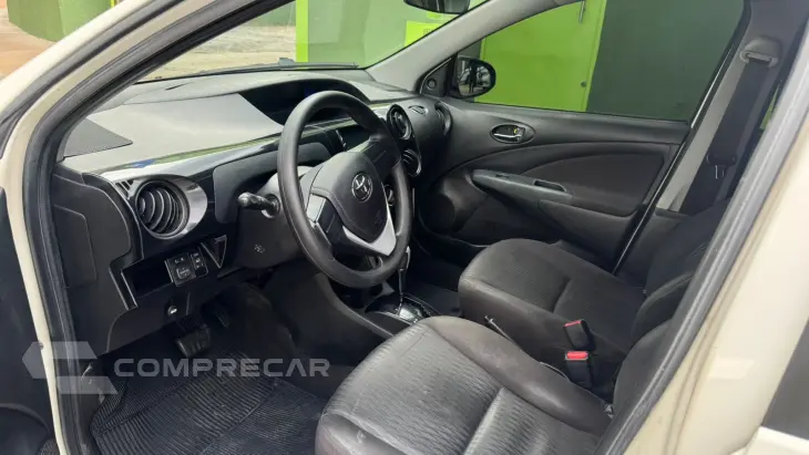 ETIOS 1.5 X Sedan 16V