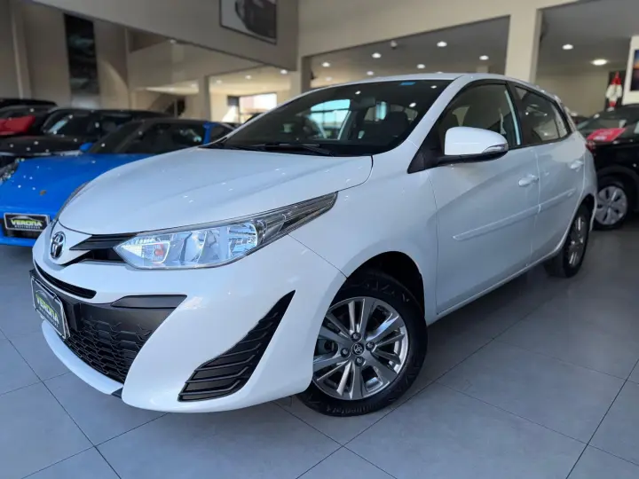 YARIS 1.5 16V XL Plus Connect