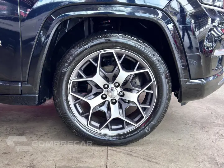 COMMANDER 1.3 T270 TURBO FLEX OVERLAND AT6
