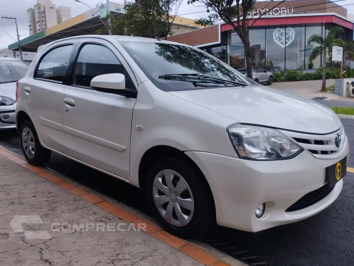 Etios Hatch 1.5 16V 4P FLEX XS