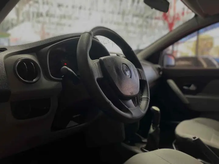 LOGAN 1.6 16V SCE FLEX EXPRESSION 4P EASY-R