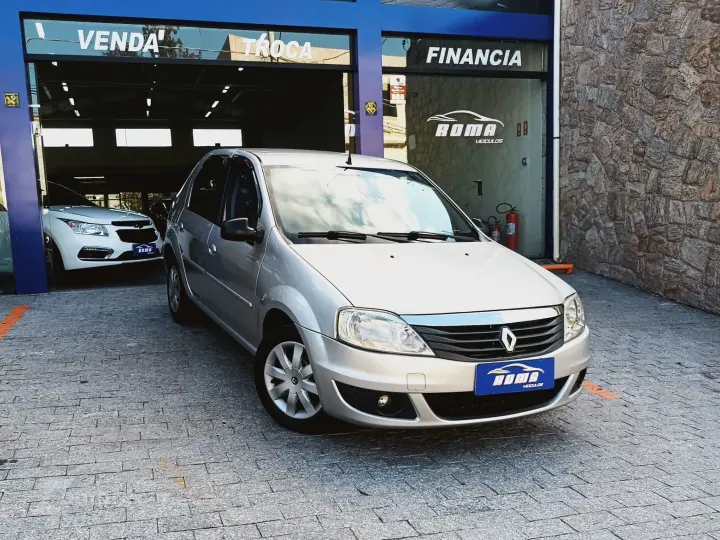 Logan 1.6 Expression 8V Flex 4P Manual