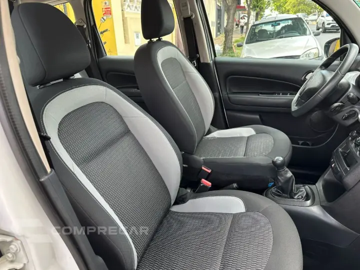 AIRCROSS Live 1.5 Flex 8V 5p Mec.