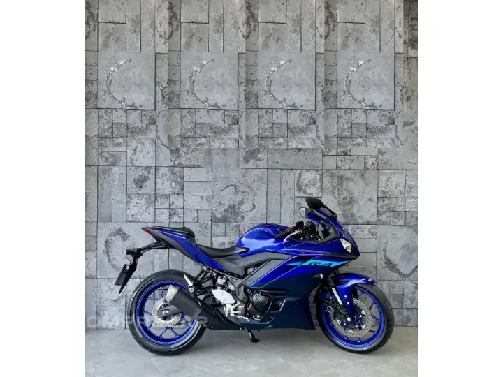 YZF-R3