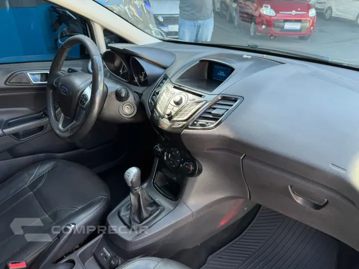FIESTA 1.6 Titanium Hatch 16V