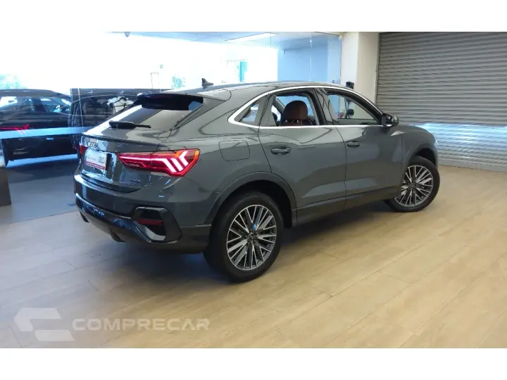 Q3 2.0 40 TFSI GASOLINA SPORTBACK PERFORMANCE QUATTRO TIPTRO