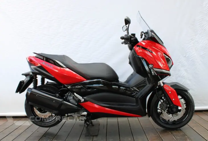 YAMAHA XMAX ABS
