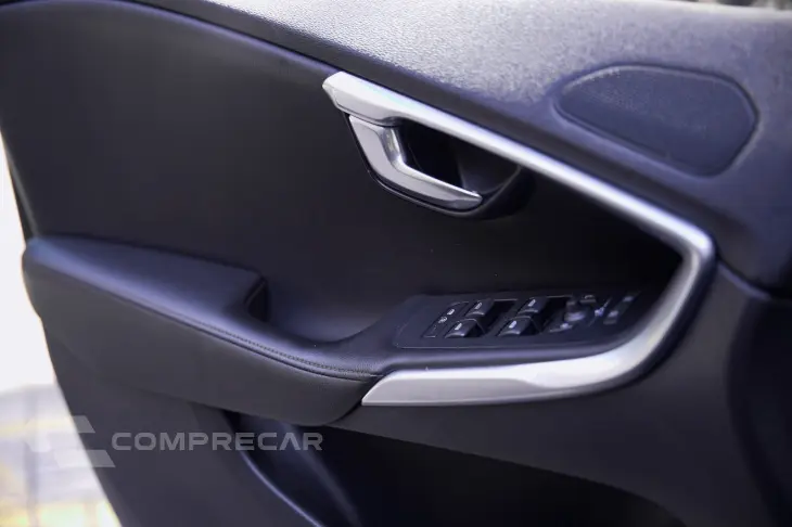 V40 T-4 Cross Country 2.0 FWD Aut.