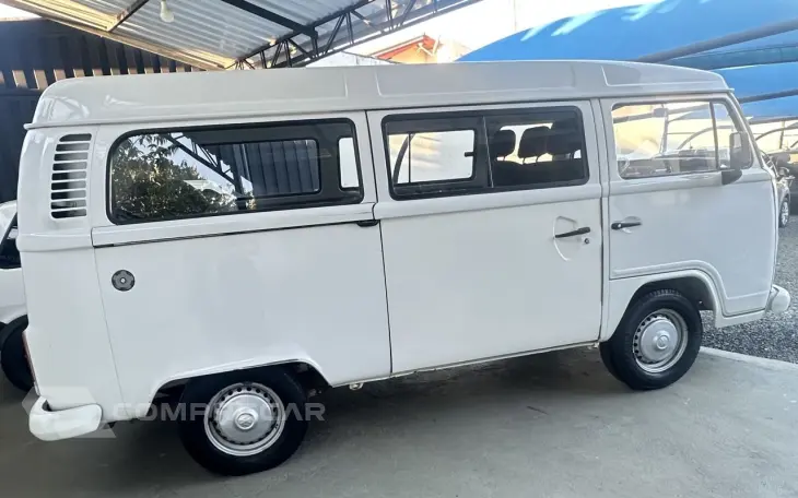 Kombi 1.4 FLEX STD 9 LUGARES
