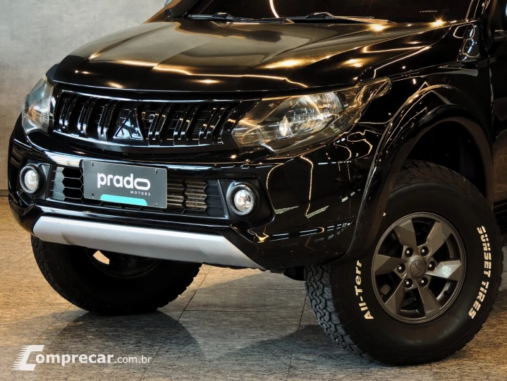 L200 TRITON 2.4 16V Turbo Sport HPE CD 4X4