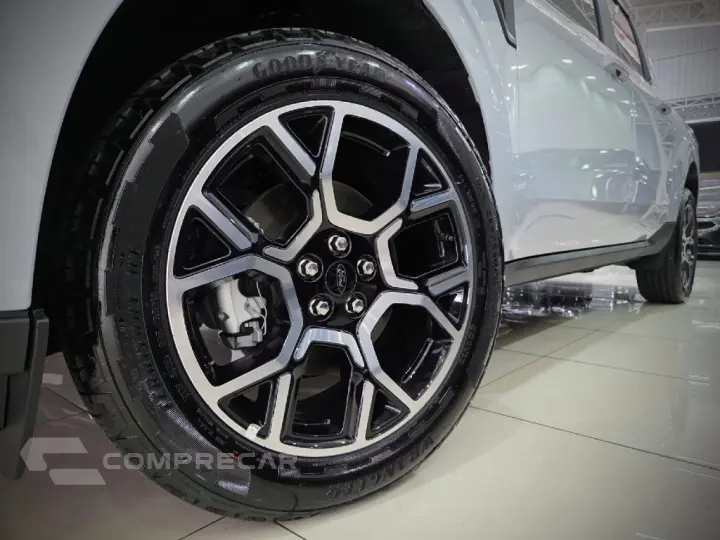 MAVERICK 2.5 HYBRID LARIAT E-CVT