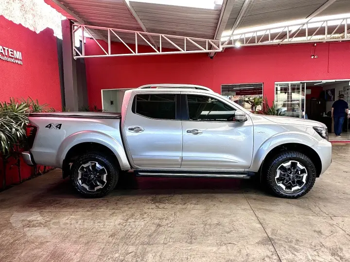 FRONTIER 2.3 16V TURBO DIESEL PLATINUM CD 4X4 AUTOMÁTICO