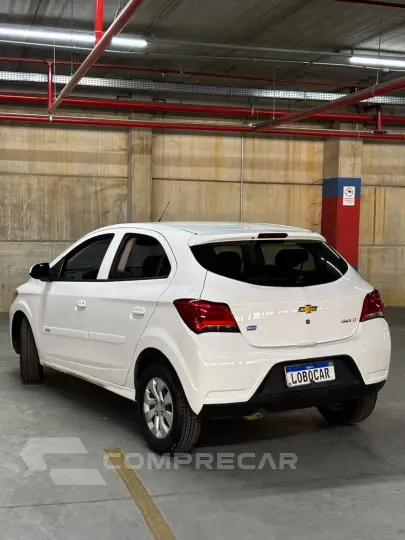 Onix 1.0 LT SPE/4