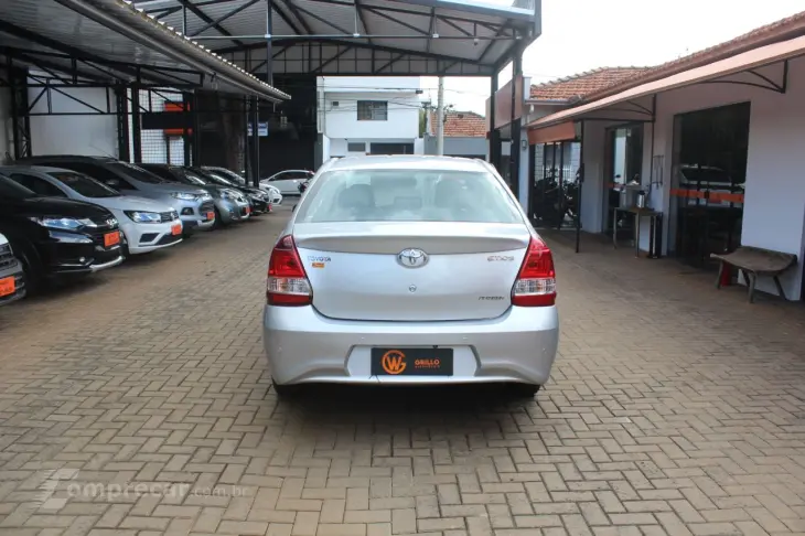 Etios Sedan 1.5 16V 4P FLEX PLATINUM AUTOMÁTICO