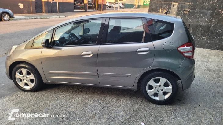 FIT 1.4 LX 16V