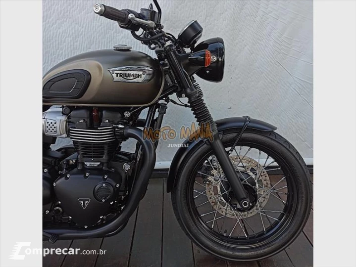 BONNEVILLE T100 BLACK 900