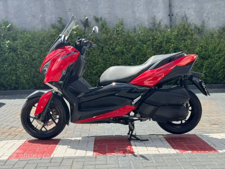 XMAX 250