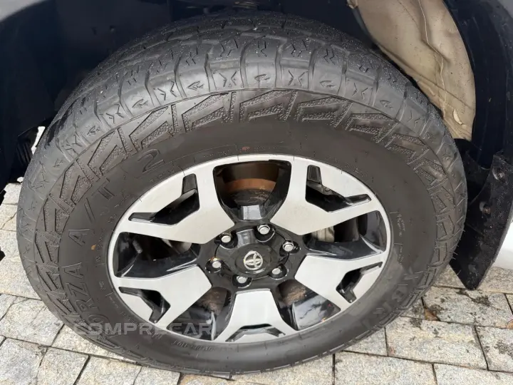 HILUX 2.8 SRX 4X4 CD 16V